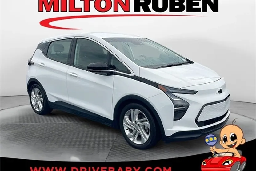 2022 Chevrolet Bolt EV 1LT photo 1