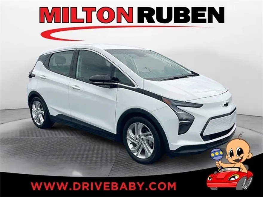 2022 Chevrolet Bolt EV 1LT photo 1