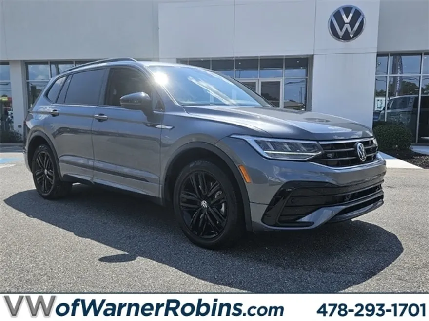 2022 Volkswagen Tiguan SE R-Line Black photo 1