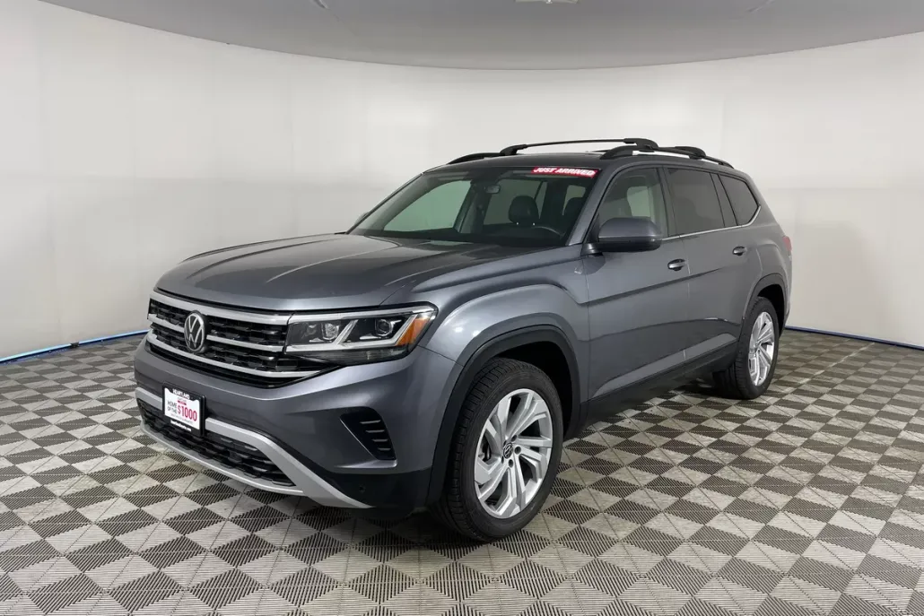 2022 Volkswagen Atlas SE Technology photo 1
