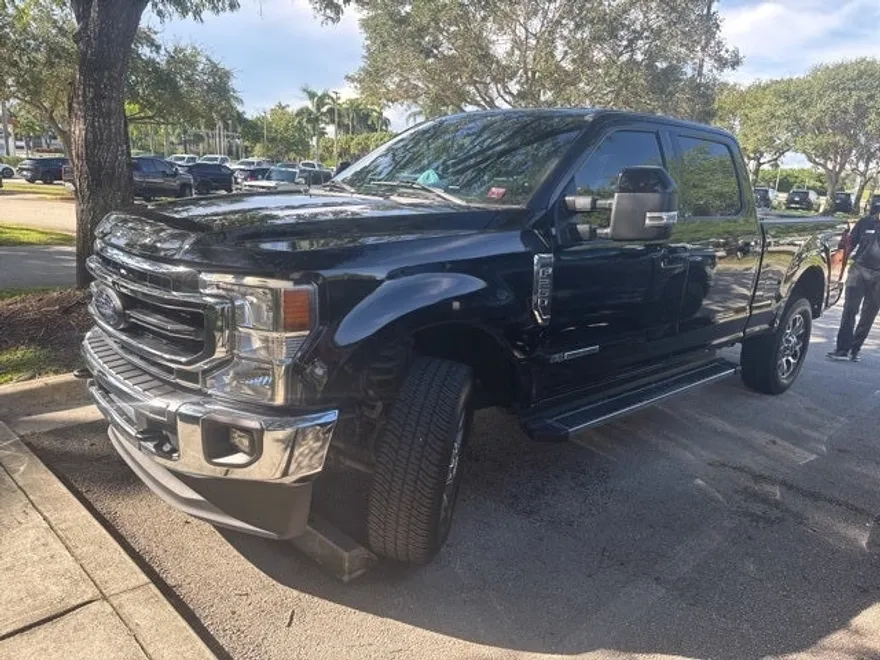 2021 Ford F-250 Lariat photo 1