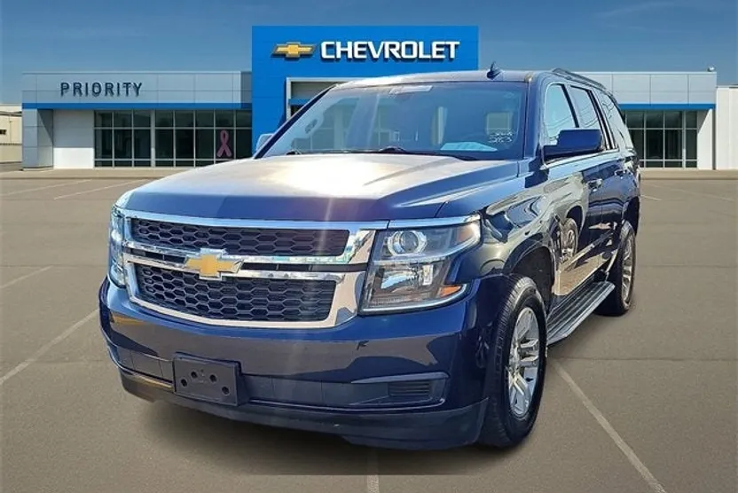 2017 Chevrolet Tahoe LS photo 1