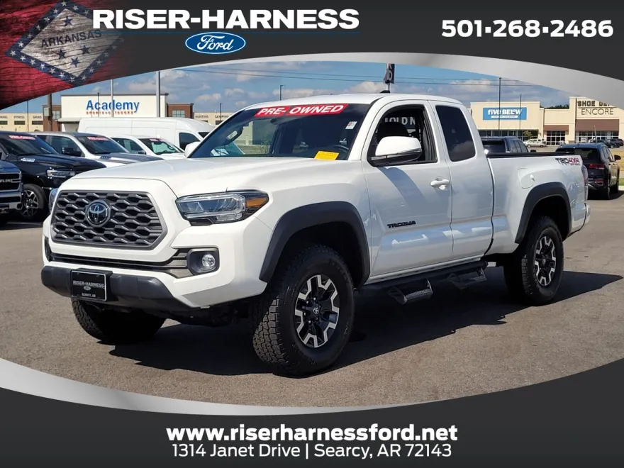2023 Toyota Tacoma TRD photo 1