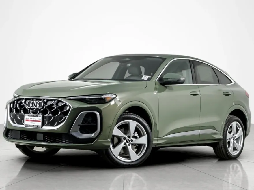 2025 Audi Q5 Sportback Premium Plus TFSI photo 1