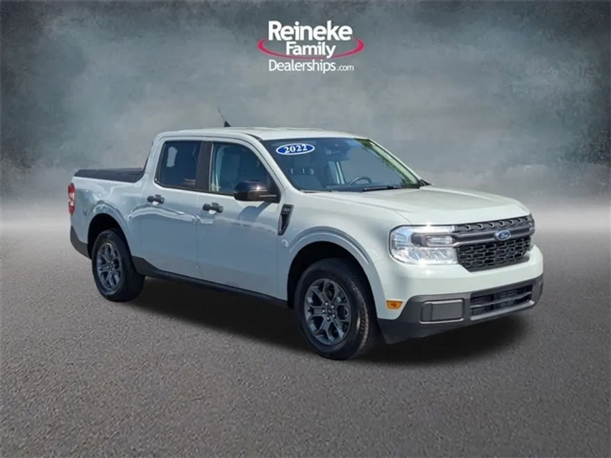 2024 Ford Maverick XLT photo 1