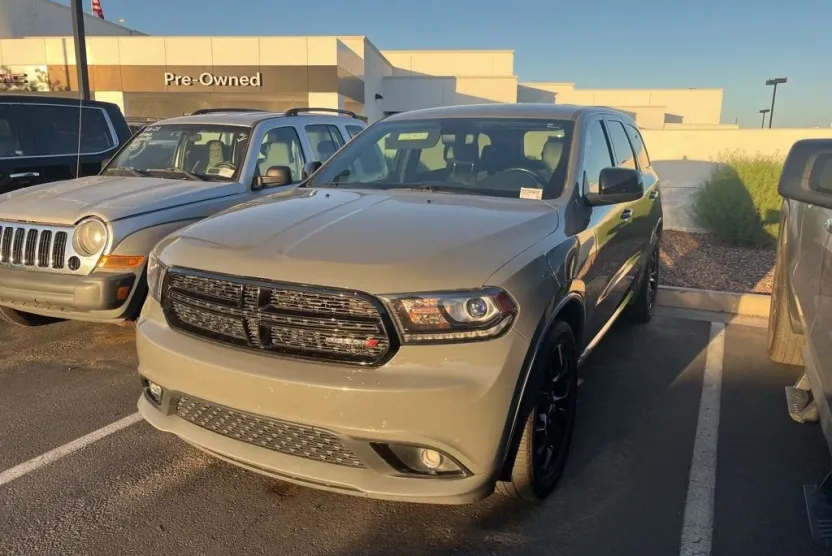 2020 Dodge Durango SXT Plus photo 1