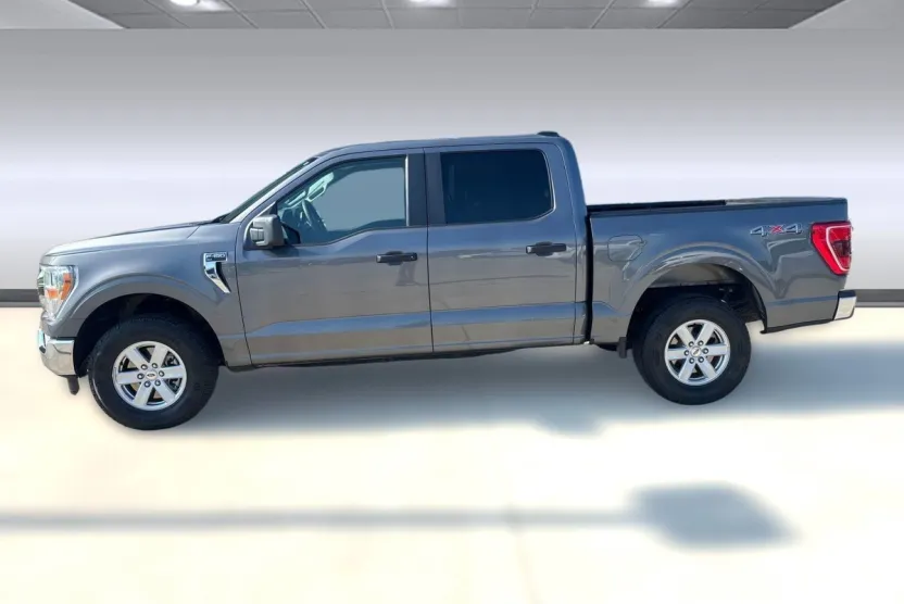 2022 Ford F-150 XLT photo 1