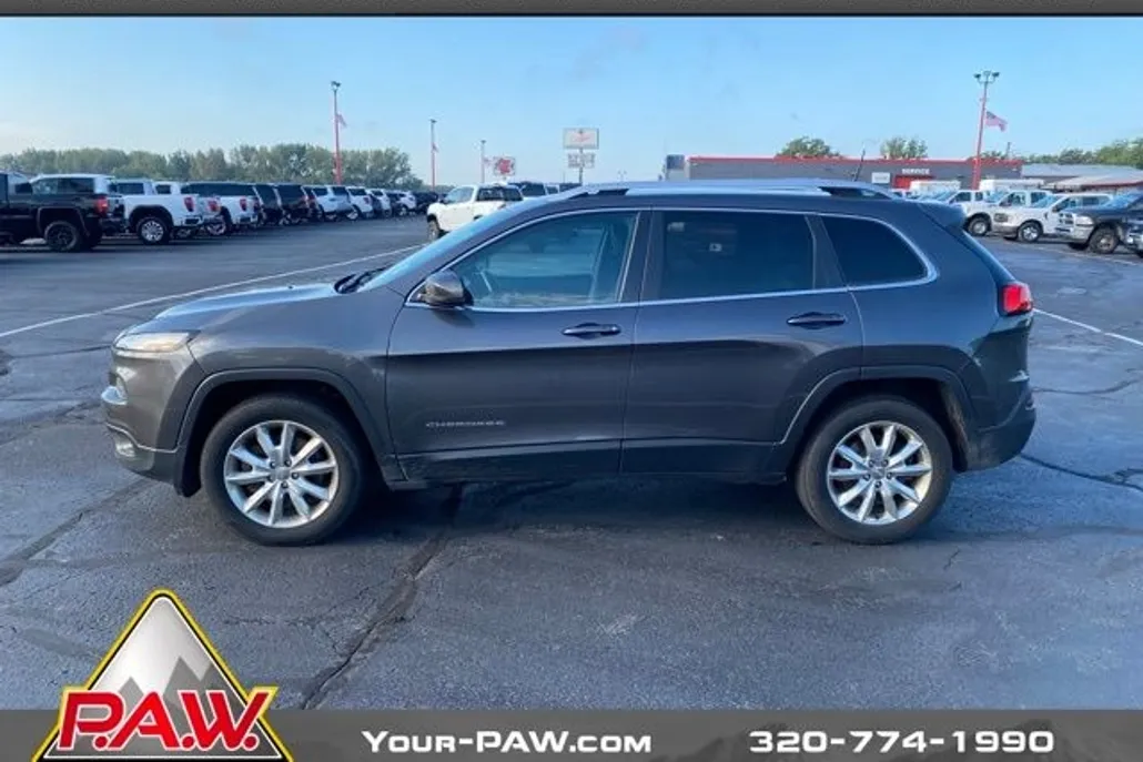 2017 Jeep Cherokee Limited photo 1
