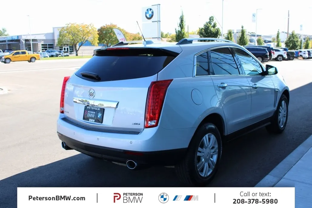 2016 Cadillac SRX Luxury photo 1