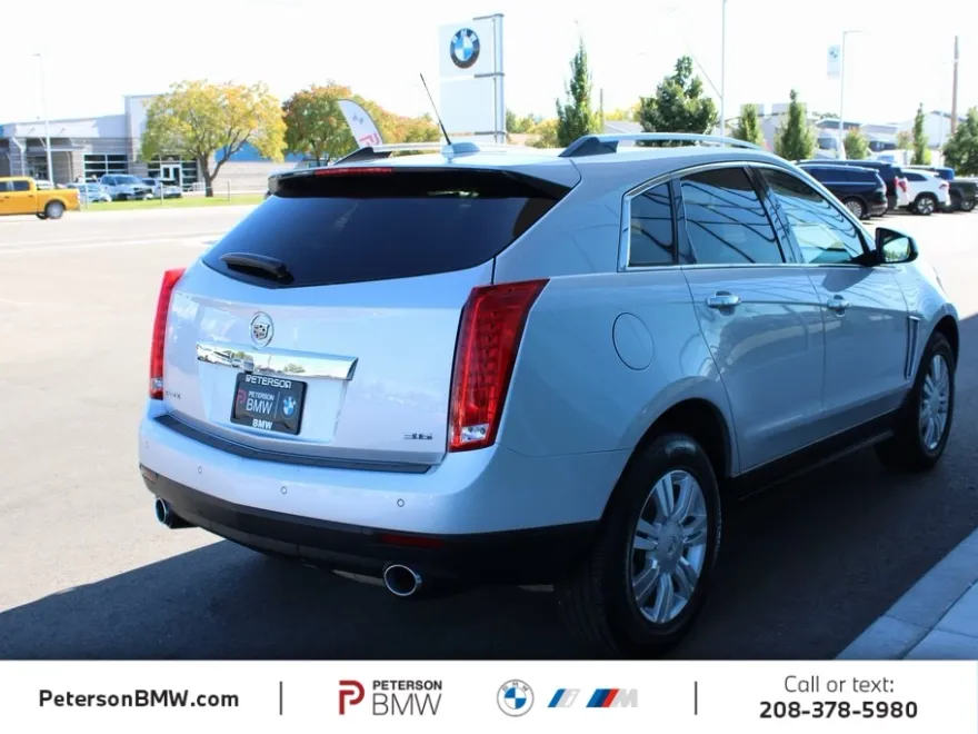 2016 Cadillac SRX Luxury photo 1