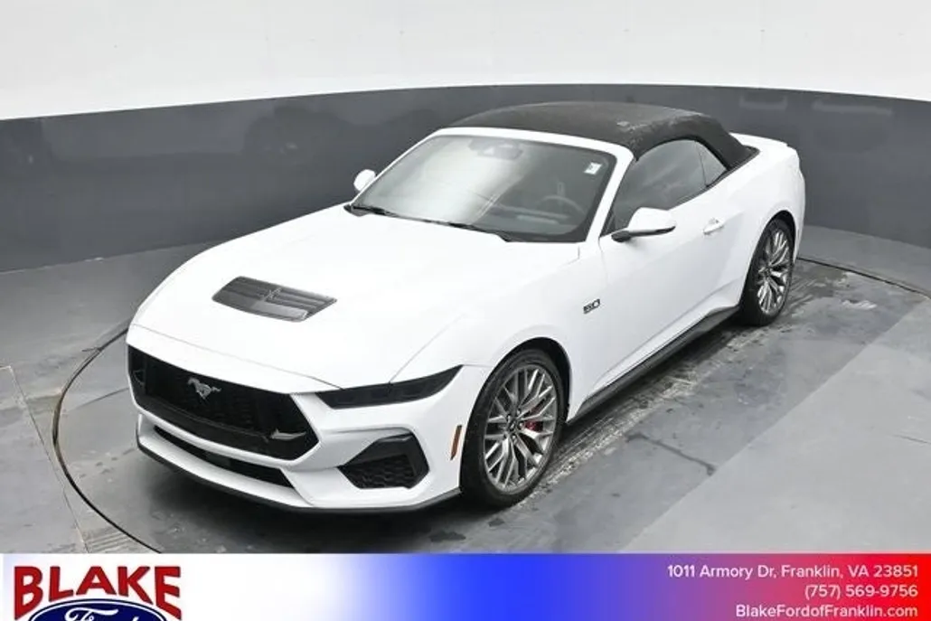 2025 Ford Mustang GT Premium photo 1