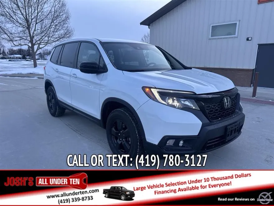 2021 Honda Passport Sport photo 1