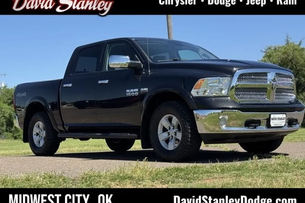 2018 Ram 1500 SLT photo 1