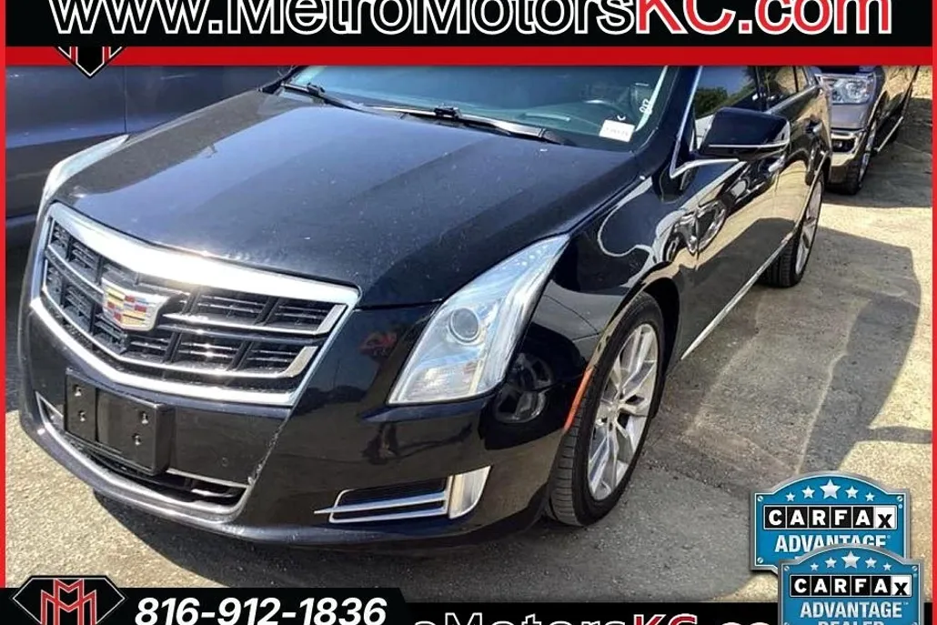 2016 Cadillac XTS Premium photo 1