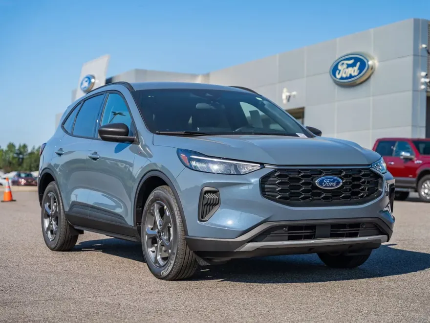 2025 Ford Escape ST-Line photo 1