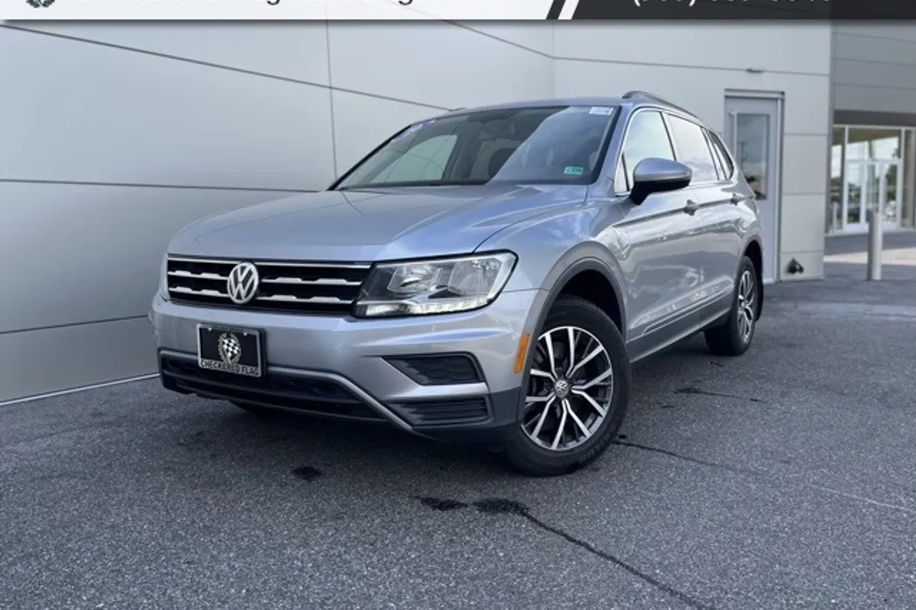 2020 Volkswagen Tiguan SE photo 1