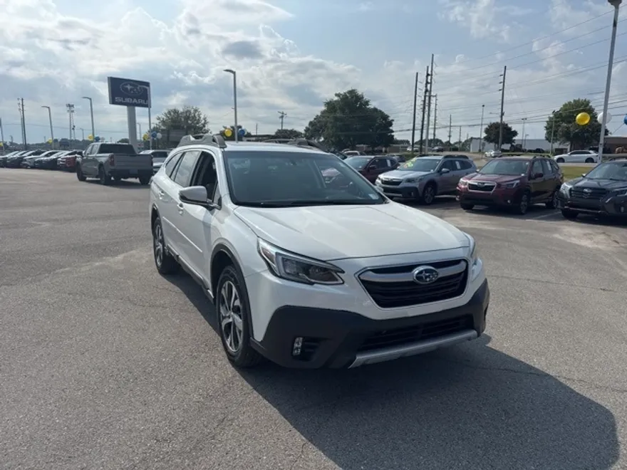 2020 Subaru Outback Limited photo 1