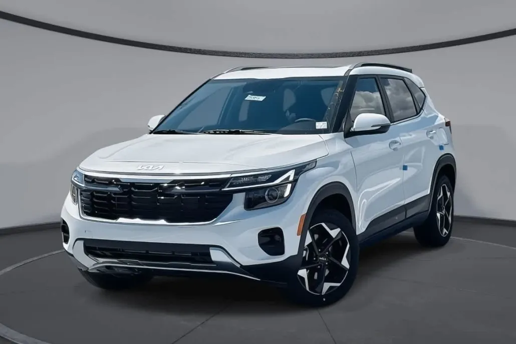 2026 Kia Seltos EX photo 1