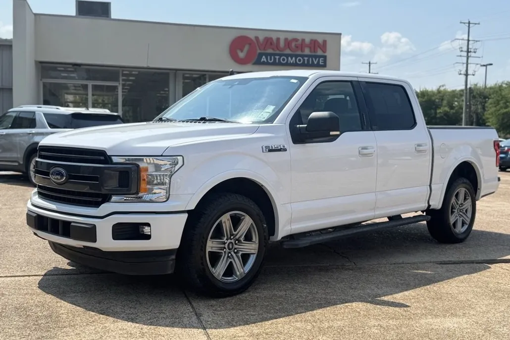 2019 Ford F-150 XLT photo 1