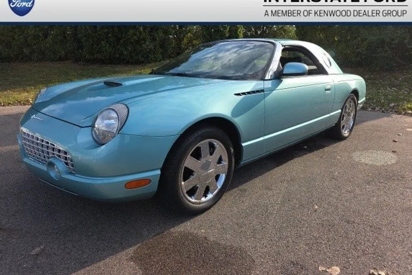 2002 Ford Thunderbird Base photo 1