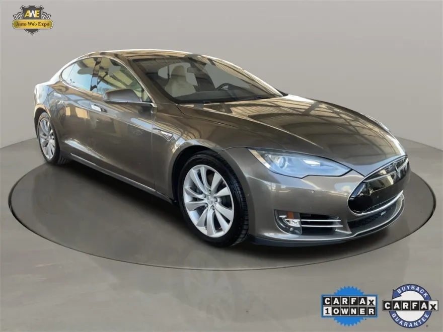 2015 Tesla Model S 85D photo 1