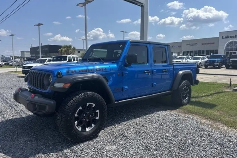 2024 Jeep Gladiator Rubicon photo 1
