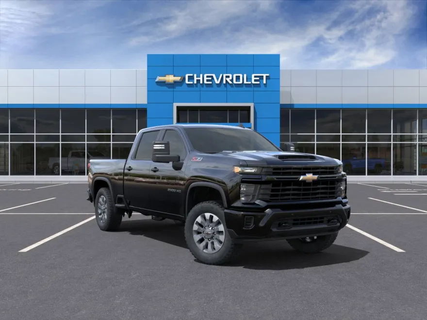 2025 Chevrolet Silverado 2500HD Custom photo 1
