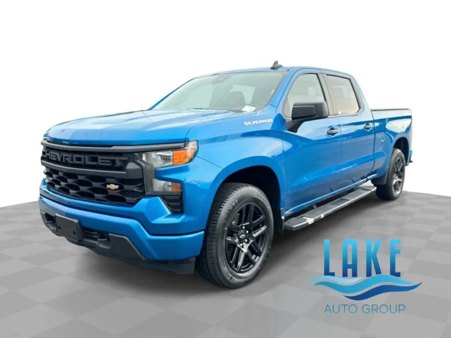 2022 Chevrolet Silverado 1500 Custom photo 1