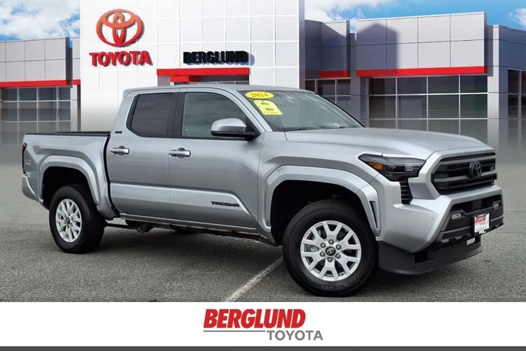 2024 Toyota Tacoma SR5 photo 1