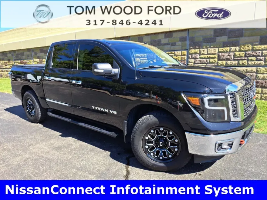 2018 Nissan Titan PRO-4X photo 1