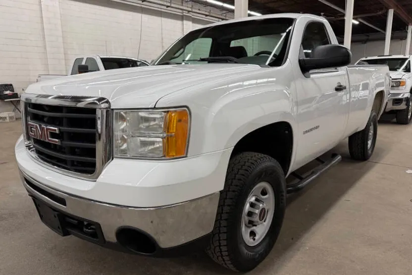 2010 Gmc Sierra Work Truck photo 1