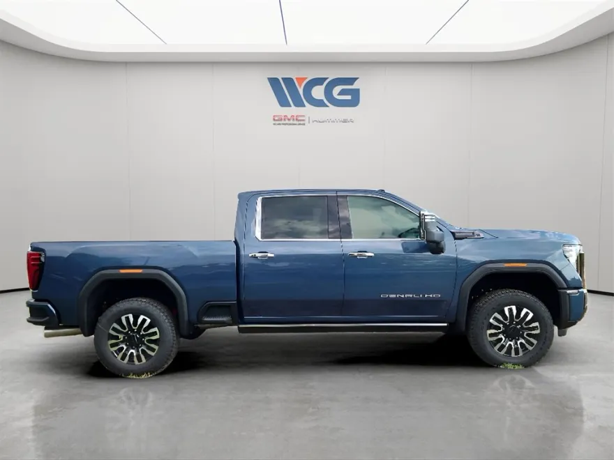 2025 Gmc Sierra 3500 HD Denali Ultimate photo 1