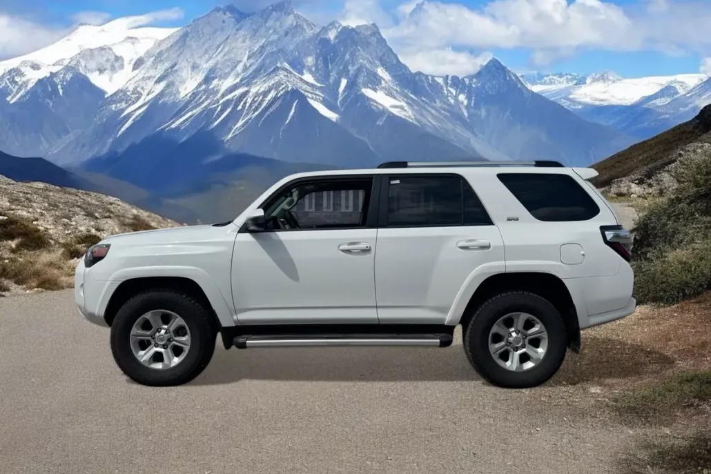 2023 Toyota 4Runner SR5 photo 1