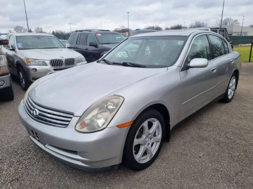 2004 Infiniti G35 Base Sedan photo 1