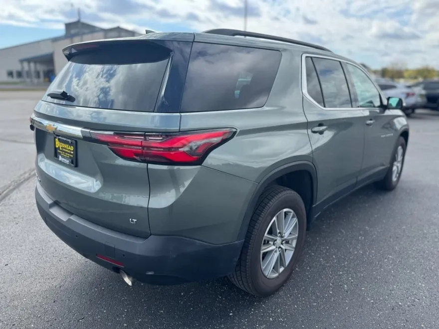 2023 Chevrolet Traverse Cloth photo 1