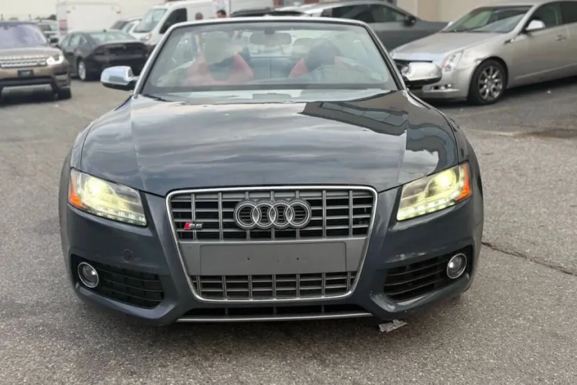 2011 Audi S5 Premium Plus photo 1