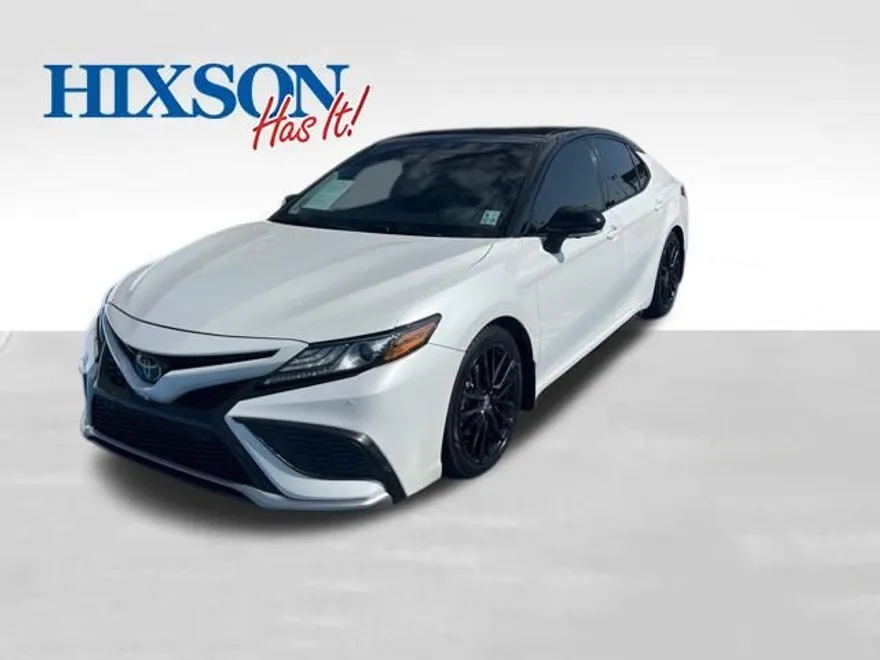 2022 Toyota Camry XSE V6 photo 1