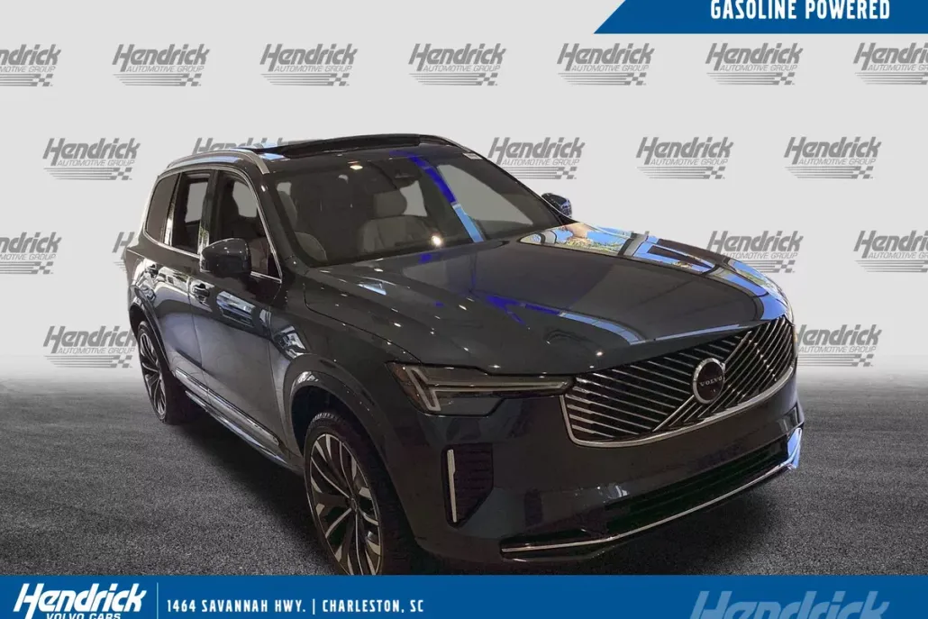 2026 Volvo XC90 Plus photo 1