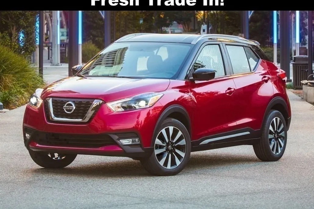 2018 Nissan Kicks SR photo 1
