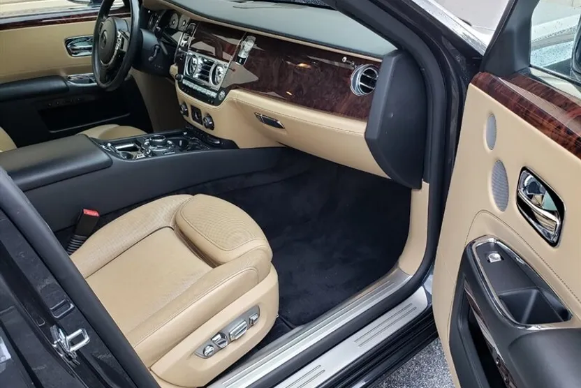 2017 Rolls Royce Ghost photo 1