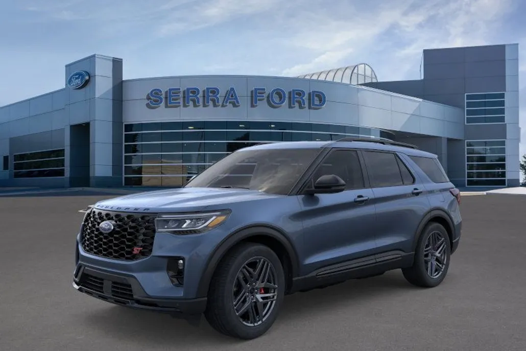 2025 Ford Explorer ST photo 1