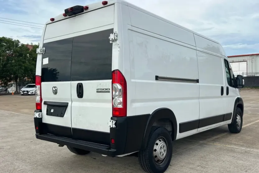 2023 Ram ProMaster 2500 photo 1