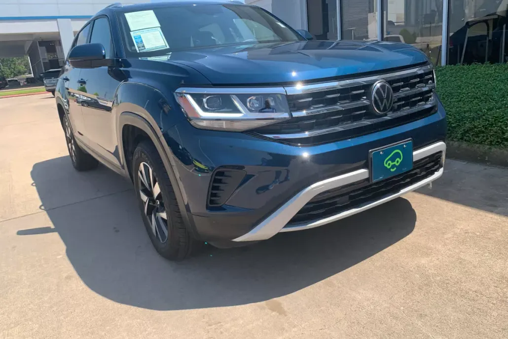 2023 Volkswagen Atlas Cross Sport SE photo 1