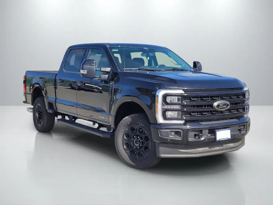 2024 Ford F-250 Lariat photo 1