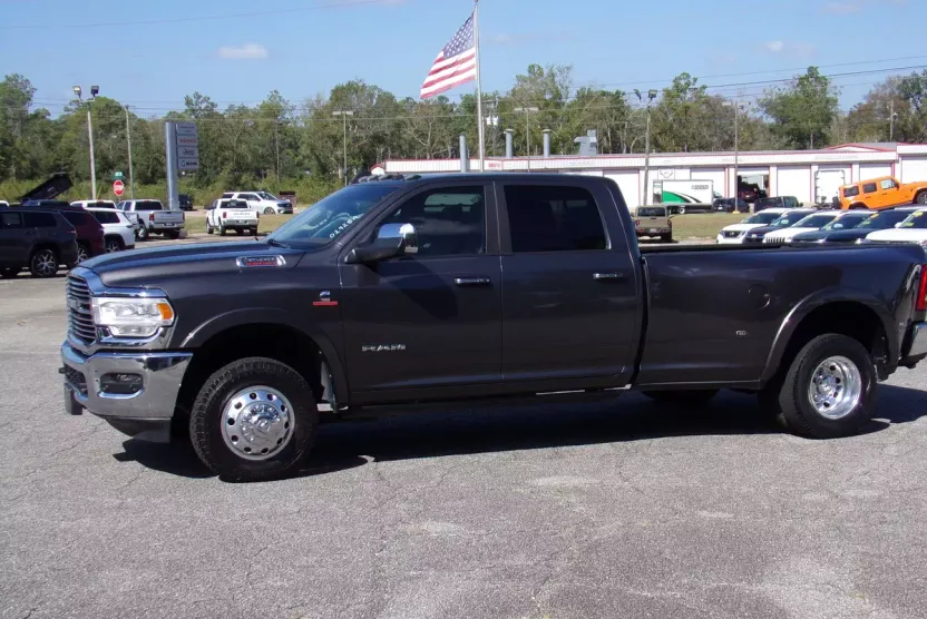 2022 Ram 3500 Laramie photo 1