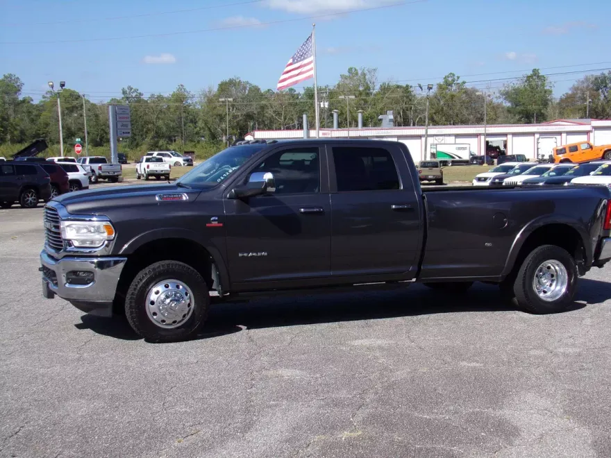 2022 Ram 3500 Laramie photo 1