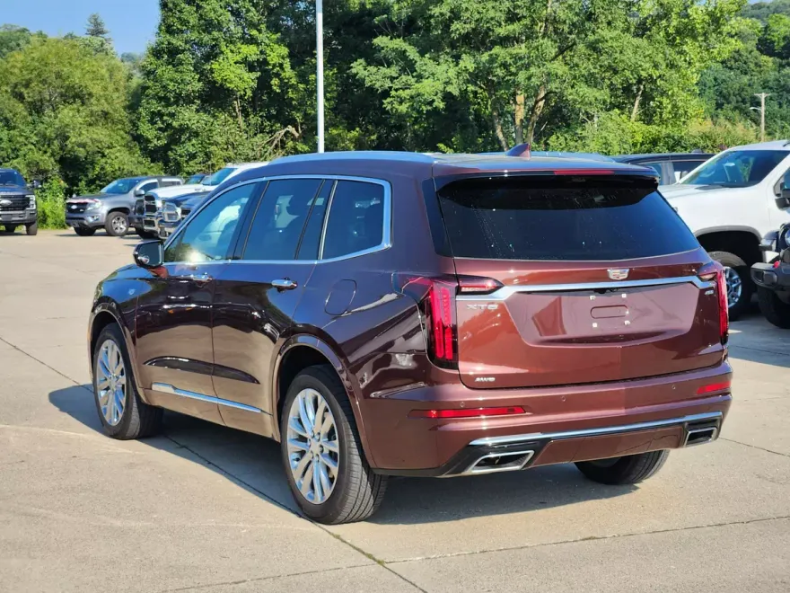 2022 Cadillac XT6 Premium Luxury photo 1