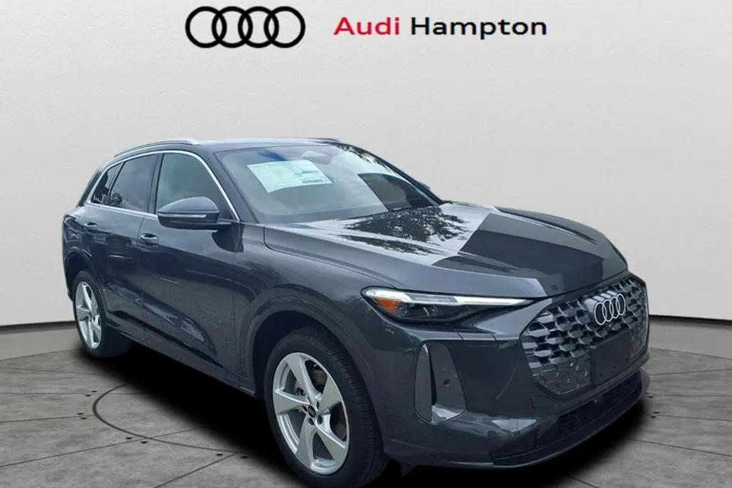 2025 Audi Q5 2.0T Premium Plus photo 1