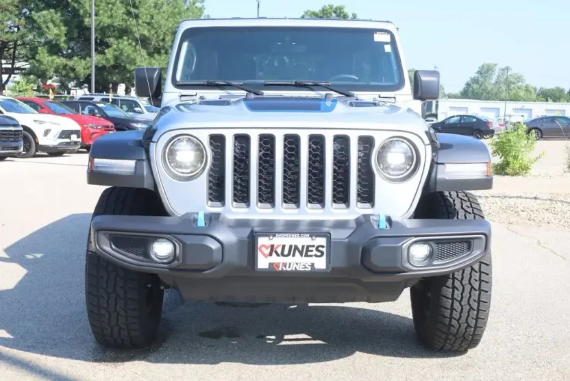 2023 Jeep Wrangler Rubicon 4xe photo 1