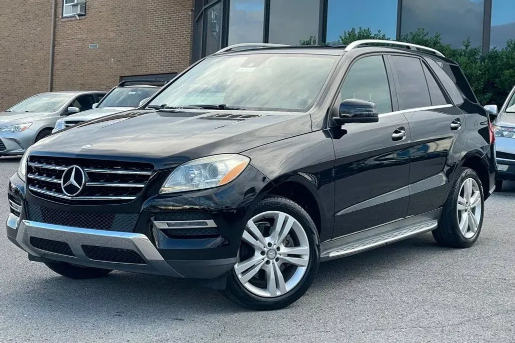 2015 Mercedes Benz ML 350 photo 1